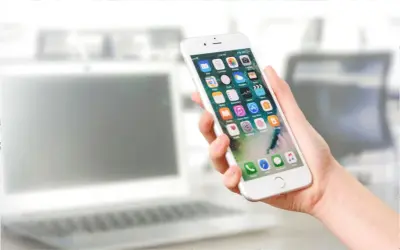 aplikacje-na-smartphona-przydatne-na-studiach.webp