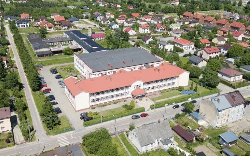 Zespół Szkół Technicznych i Ogólnokształcących w Iłowie-Osadzie